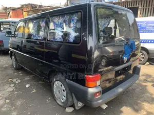 Volkswagen Transporter 2005 Black