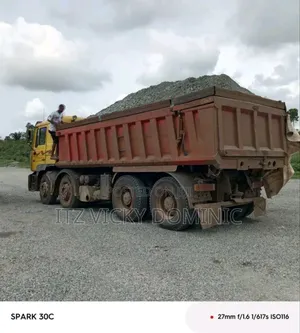 Fast Granite Delivery for Building and Construction of Roads