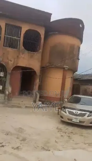 5bdrm Duplex in Ogboroke, Warri for rent