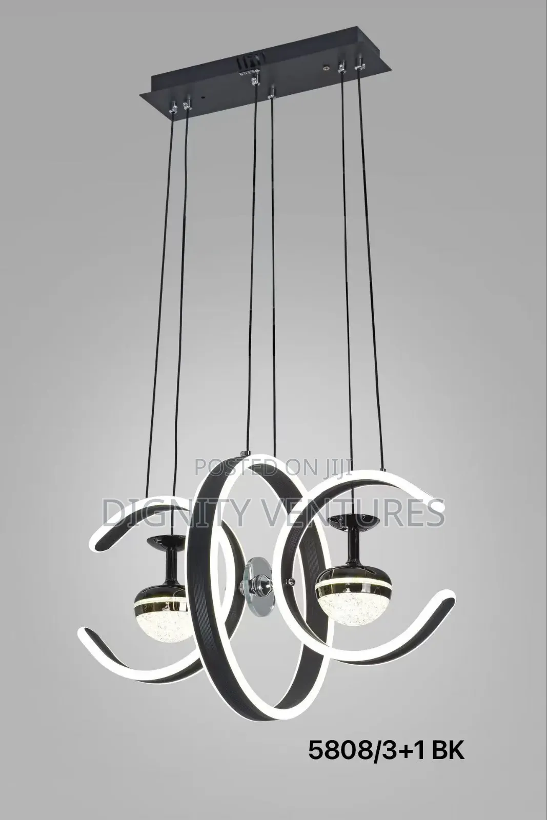 Luxurious Crystal Chandelier