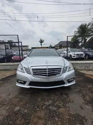 Mercedes-Benz E350 Base 4dr Sedan RWD (3.5L 6cyl 7A) 2011 Silver