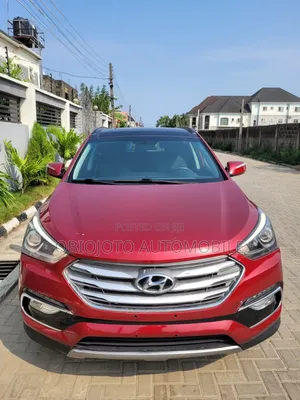 Hyundai Santa Fe 2018 Red