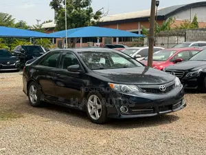 Toyota Camry SE 4dr Sedan (2.5L 4cyl 6A) 2014 Black