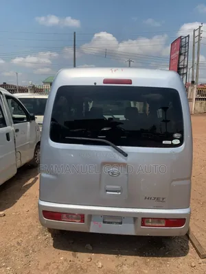 Daihatsu Hijet 2012 Silver
