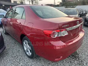 Toyota Corolla 2013 Red