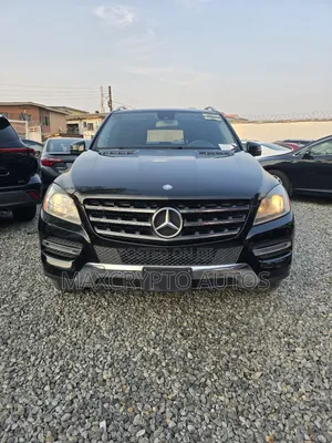 Mercedes-Benz M Class ML350 4dr SUV (3.5L 6cyl 7A) 2014 Black