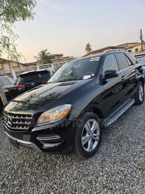 Mercedes-Benz M Class ML350 4dr SUV (3.5L 6cyl 7A) 2014 Black