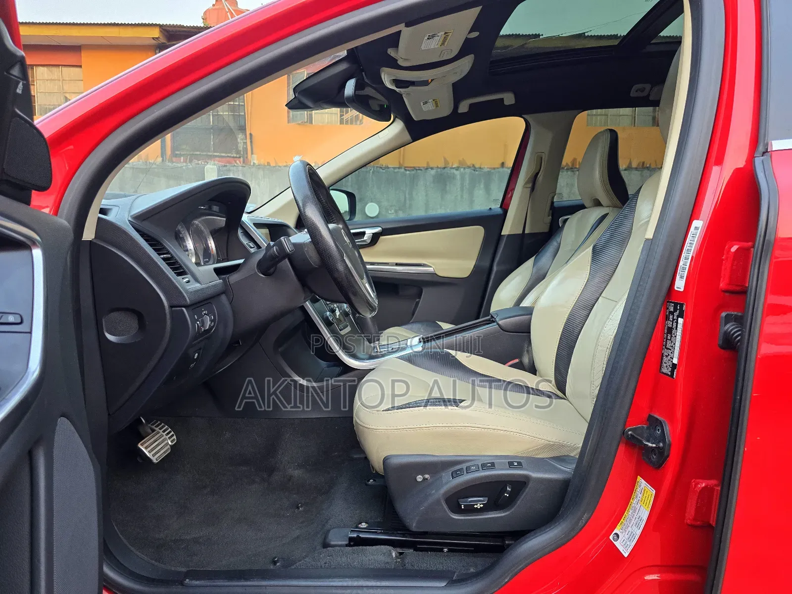 Volvo XC60 T6 R-Design Platinum AWD 2012 Red