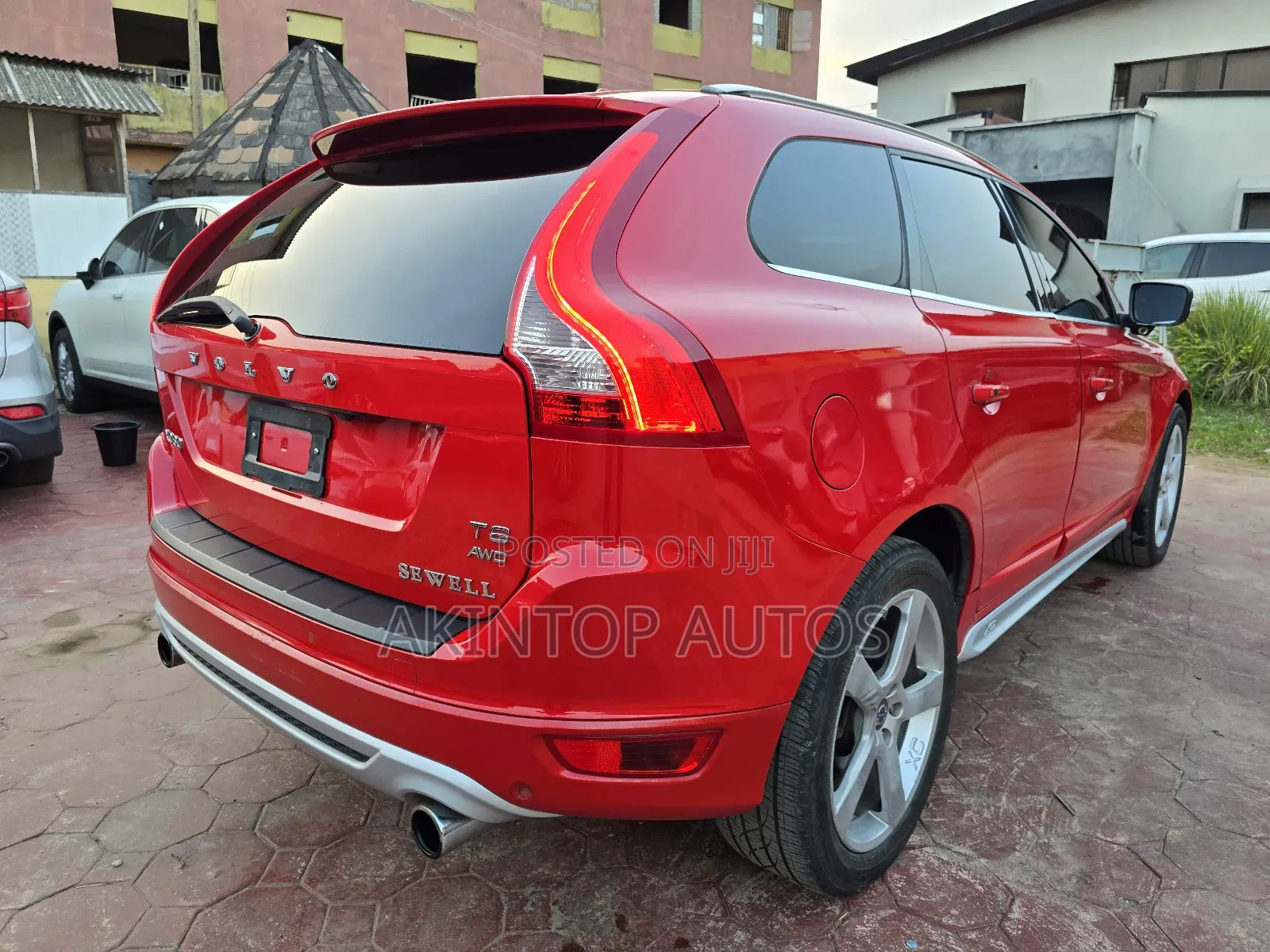 Volvo XC60 T6 R-Design Platinum AWD 2012 Red