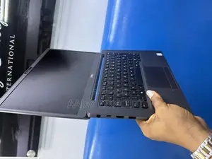Laptop Dell Latitude 7300 8GB Intel Core i5 SSD 256GB