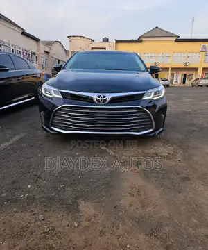 Toyota Avalon XLE Premium FWD Sedan (3.6L 6cyl 6A) 2016 Blue