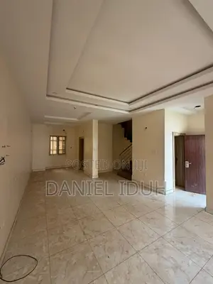 4bdrm Townhouse / Terrace in Guzape District for rent
