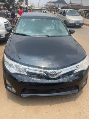 Toyota Camry XLE V6 4dr Sedan (3.5L 6cyl 6A) 2012 Black