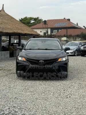 Toyota Camry SE (2.5L 4cyl 8A) 2019 Black