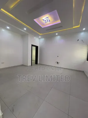 4bdrm Duplex in United Estate, Sangotedo for rent