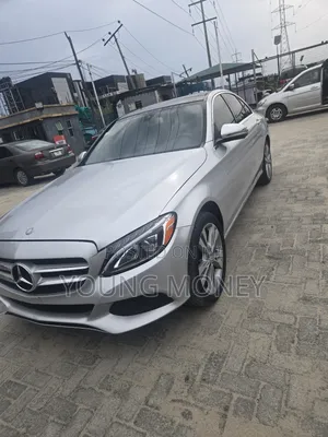Mercedes-Benz C300 Base AWD 4Matic Sedan (2.0L 4cyl 7A) 2015 Silver
