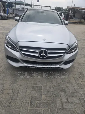 Mercedes-Benz C300 Base AWD 4Matic Sedan (2.0L 4cyl 7A) 2015 Silver