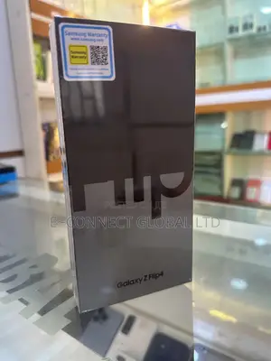 New Samsung Galaxy Z Flip4 256 GB Green