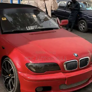 BMW 330i 2005 Red