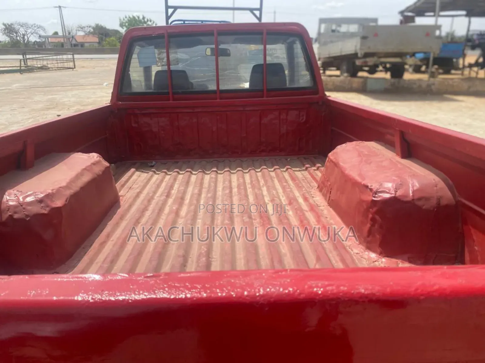Nissan Pick-Up 2007 Red