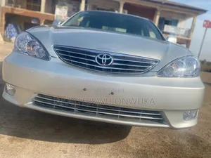 Toyota Camry 2004 Silver