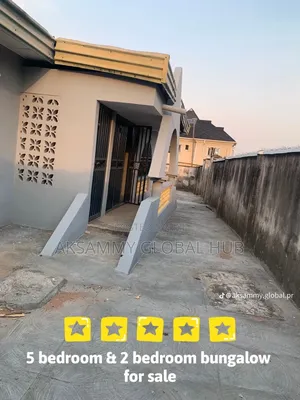 7bdrm Block of Flats in Akobo, Ibadan for sale