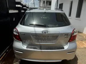 Toyota Matrix 2009 Silver