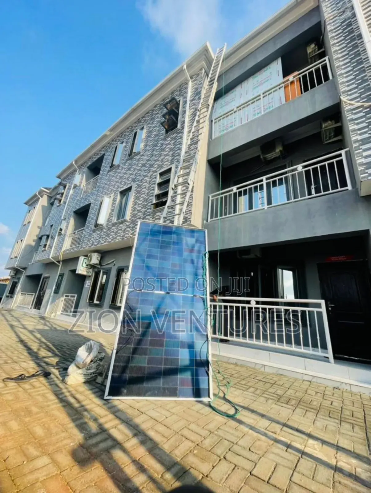 780 WTS Solar Panel