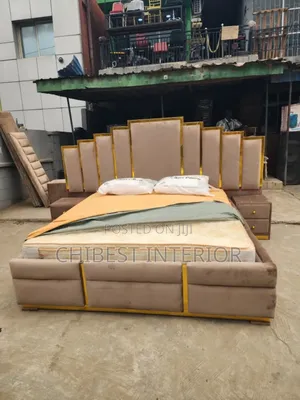 5ft Tall 6by6 Padded Bed Frame