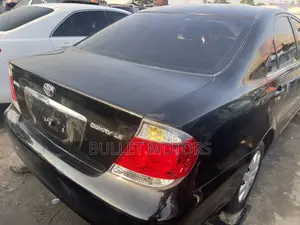 Toyota Camry XLE 4dr Sedan (2.4L 4cyl 5A) 2005 Black