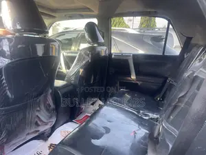 Toyota 4-Runner Limited 4WD 2012 Gray