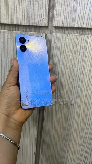 Realme V20 128 GB