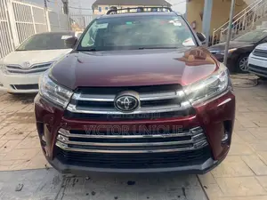 Toyota Highlander Limited 2019 Red