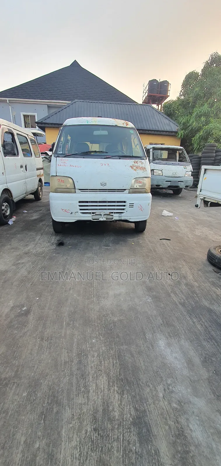 Suzuki APV Minibus 2010 White