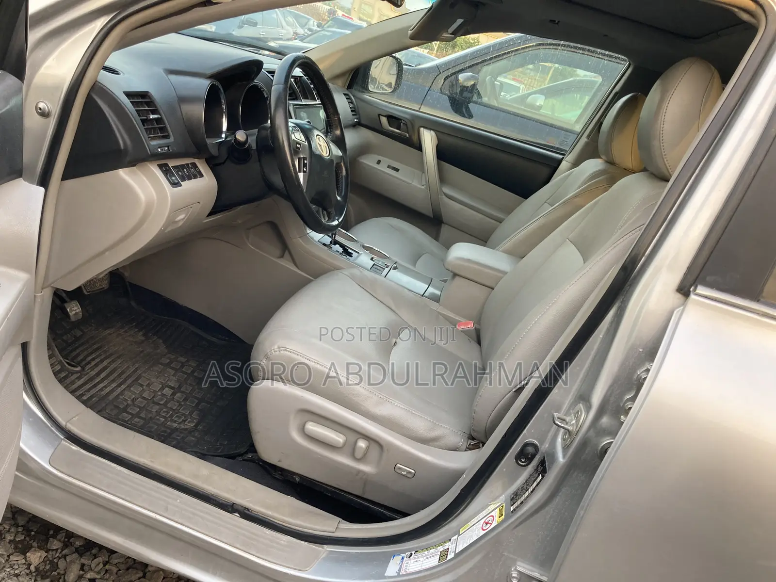 Toyota Highlander 2012 Silver