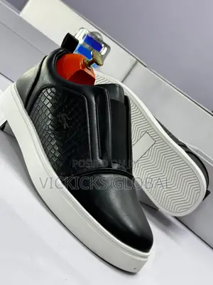 Lacoste Premium Leather Loafers  Hot in Demand — Going Fast!