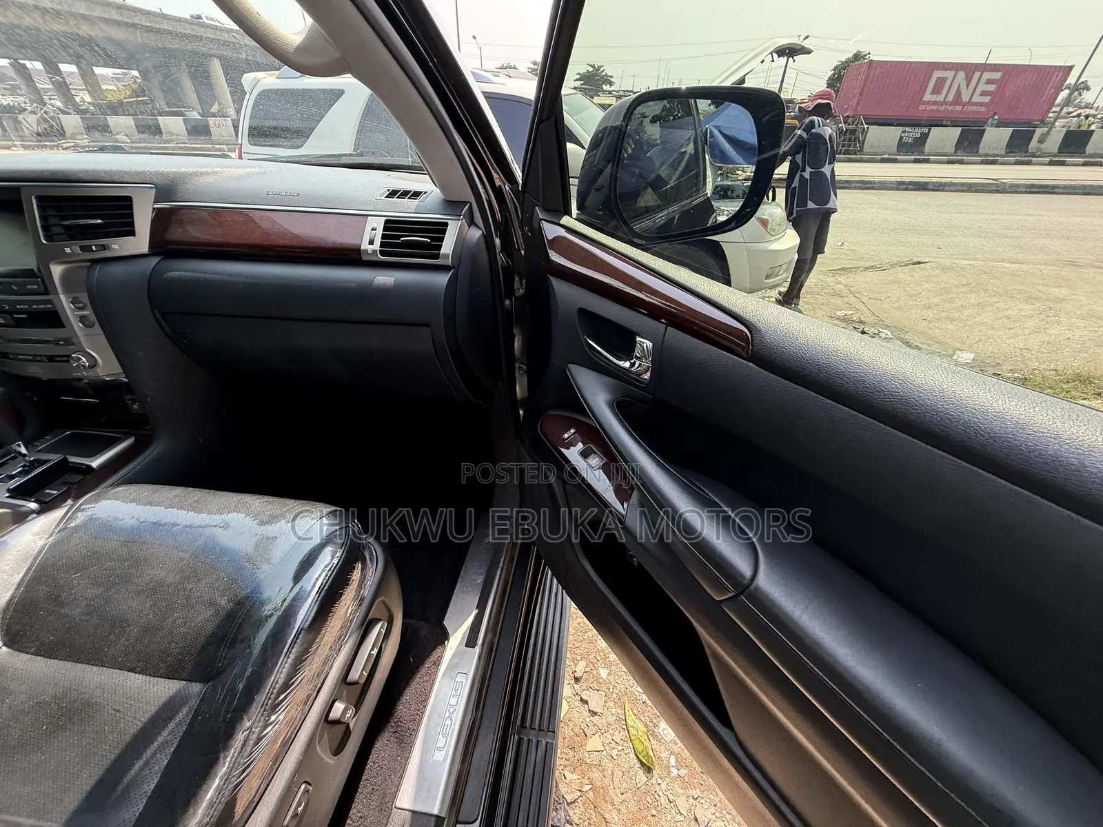 Lexus LX 570 AWD 2015 Black