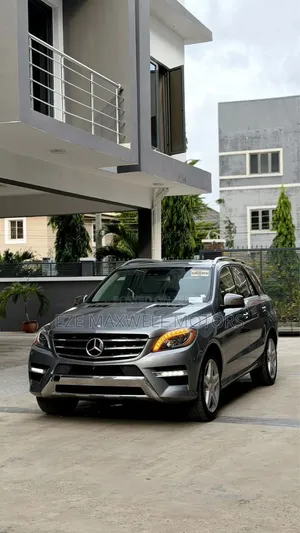 Mercedes-Benz M Class ML400 4MATIC 4dr SUV AWD (3.0L 6cyl Turbo 7A)