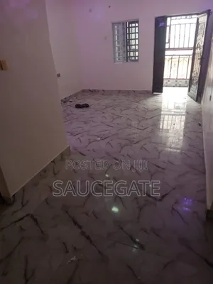 3bdrm Apartment in Onireke, Ajangbadi for rent