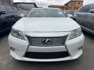 Lexus ES 2015 White