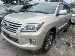 Lexus LX 570 (5 seats) AWD 2015 Gold