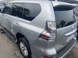 Lexus GX 460 Luxury 2016 Silver