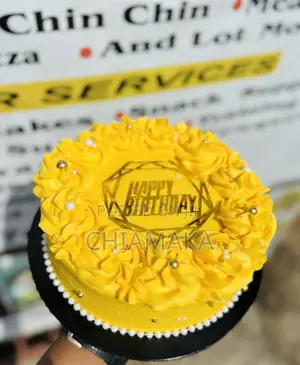 Affordable 8-Inch Birthday Cake in Onitsha(Single Layer, Soft Fresh)