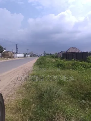 Distress Genuine Plots 4 Sale on the ENEKa- Igwuruta Major Tarred Road