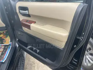 Toyota Sequoia Limited FFV 4dr SUV 4WD (5.7L 8cyl 6A) 2017 Black