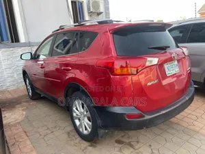 Toyota RAV4 Limited AWD (2.5L 4cyl 6A) 2016 Red