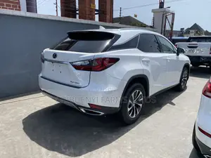 Lexus RX 2022 White