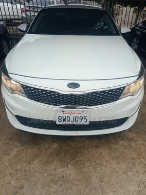 Kia Optima SXL Turbo Sedan FWD (2.0L 4cyl 6A) 2017 White