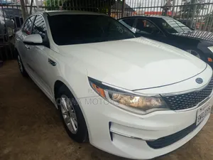 Kia Optima SXL Turbo Sedan FWD (2.0L 4cyl 6A) 2017 White