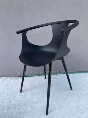 Plastic Restaurant Chair